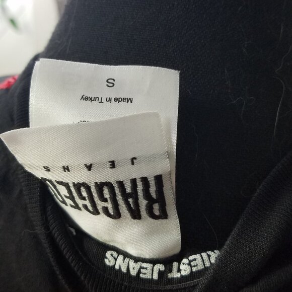 Ragged Priest Crop Top Red Line - Picture 4 of 4